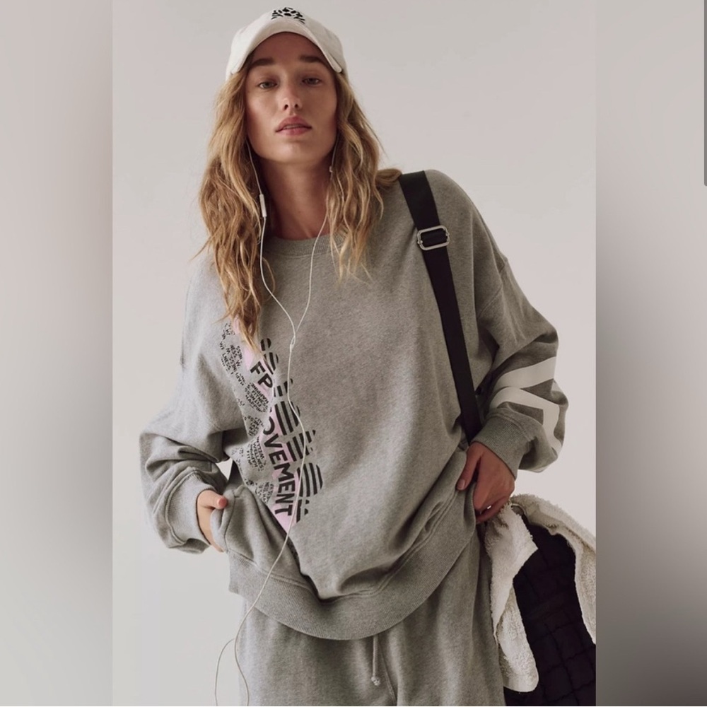 FP Movement All Star Logo Sweatshirt NWT - Picture 2 of 9